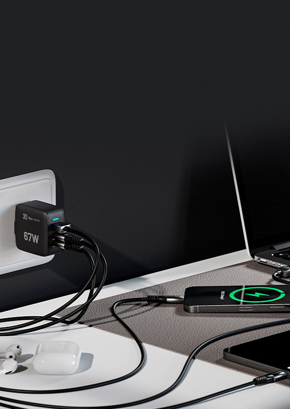 PowerWall 67 | Cargador de pared GaN de 3 puertos y 67W - KMC-500